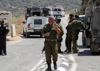 الجيش الإسرائيلي يُجهز عشرات الآلاف من جنوده لغزو قطاع غزة برًا والسيطرة عليه