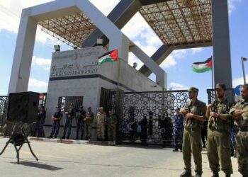 إسرائيل تبحث سرا عن دعم لإعادة توطين مئات الآلاف من سكان غزة في مصر