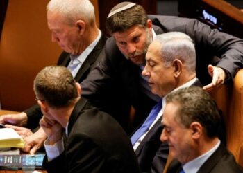 جدل وصراخ وخلافات داخل الكنيست الإسرائيلي بسبب مشروع قانون لإعدام أسرى فلسطينيين المثير للجدل.. بن غفير يريد “قطع الرؤوس” ويقول ان صفقة التبادل المرتقبة مع “حماس”ستجلب لنا كارثة