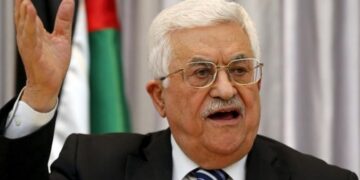 أين حركة “فتح” من حرب غزة؟؟ وما سبب موقف السلطة الفلسطينية “الضعيف”؟؟ غضب عارم بالضفة وخلافات وتهديدات داخل “فتح” ودعوات للعصيان والتمرد و”أبو مازن” أمام أصعب التحديات