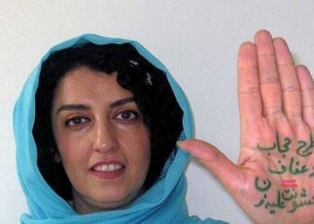 الإيرانية نرجس محمدي الحائزة على نوبل تبدأ إضرابا عن الطعام في السجن