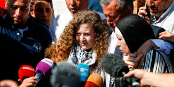 عهد التميمي ضمن القائمة.. إسرائيل توافق على إضافة 50 أسيرة فلسطينية لصفقة التبادل وتجهيزات لإطلاق الدفعة الخامسة