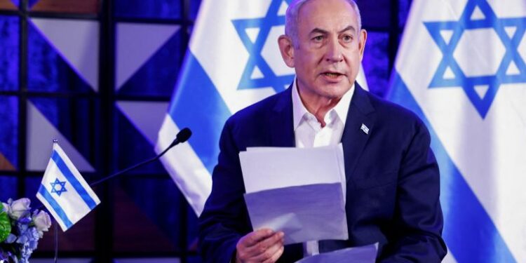 نتنياهو: إسرائيل لا تسعى إلى حكم غزة أو إحتلالها والجيش يعمل بشكل “جيد وإستثنائي” في الهجوم على “حماس” ونرفض فكرة وقف إطلاق النار بالقطاع دون إطلاق سراح الرهائن