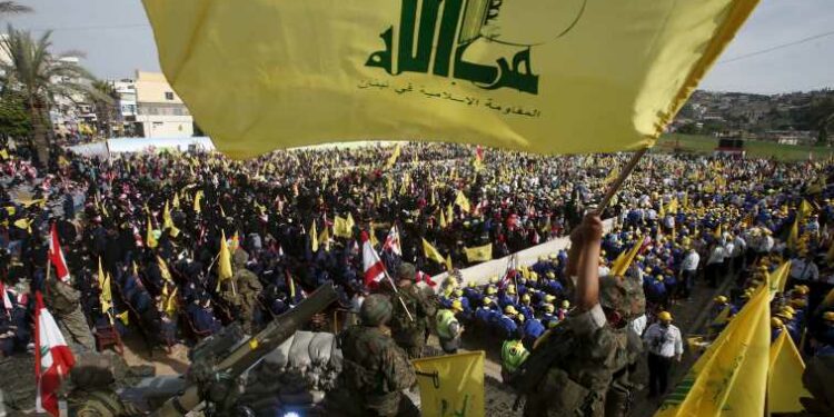 إسرائيل تقول إن مجموعة إيرانية مُكوّنة من “ستّة آلاف جندي” وصلت إلى جنوب لبنان لمُساندة “حزب الله” في الهجمات الحدودية