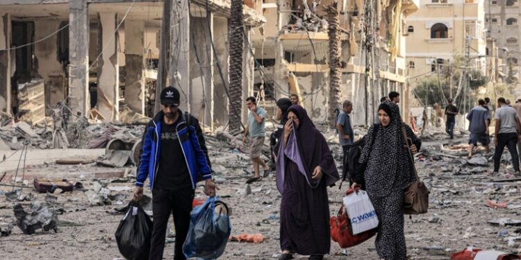 “القسام” تؤكد بدء الهدنة الإنسانية بقطاع غزة صباح الجمعة يرافقها وقف جميع الأعمال العسكرية بين المقاومة الفلسطينية وإسرائيل.. ونتنياهو يقول انه تم إستلام قائمة أسماء أولية للرهائن