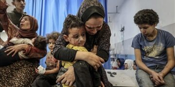 حركة “حماس” توجه طلبات عاجلة لقمة الرياض: إتخاذ قرار “تاريخي وحاسم” بالتحرك لوقف العدوان على غزة فورا وتوظيف كل أوراق القوة العربية والإسلامية لإنقاذ سكان القطاع