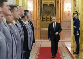 بوتين يحذر من “مشكلات” مع فنلندا بعد إنضمامها إلى الحلف الأطلسي ويتعهد أن يجعل روسيا “قوة سيادية” في مواجهة الغرب