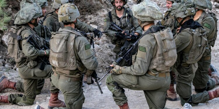 تقرير: “الموساد” الإسرائيلي يعتزم إغتيال 3 قادة فلسطينيين