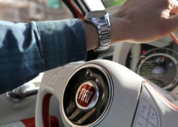 فيات الإيطالية تفتح مصنعا للسيارات في الجزائر بإستثمار مبلغ 200 مليون يورو