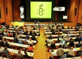 العفو الدولية : يتعين التحقيق في هجوم إسرائيلي قُتل فيه صحفي ب “رويترز” بإعتباره جريمة حرب