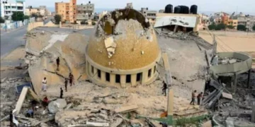 إسرائيل دمرت المسجد العمري التاريخي في غزة ضمن 104 مساجد وثلاث كنائس تاريخية