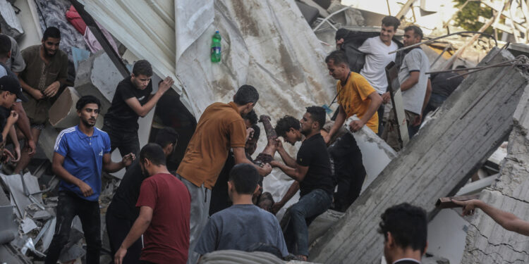 أطباء بلا حدود: لا يمكن إدخال مساعدات لغزة دون وقف إطلاق النار