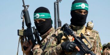 توماس فريدمان في نيويورك تايمز: إستمرار غزو غزة يغرق إسرائيل في الوحل