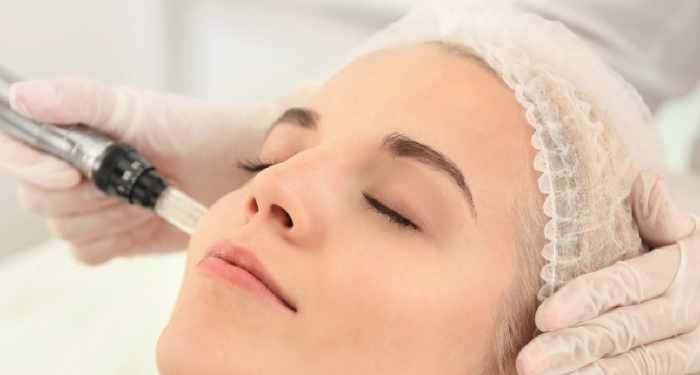 تقنية السكارليت للبشرة .. حلاً فعّالاً وآمناً لمحاربة التجاعيد وإستعادة شباب البشرة