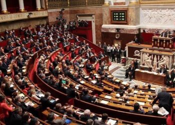برلمان فرنسا يرفض الوقوف دقيقة صمت لأجل دبلوماسي قتلته إسرائيل