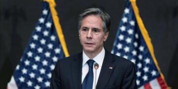 بلينكن يضغط على دول عربية لبحث مستقبل قطاع غزة