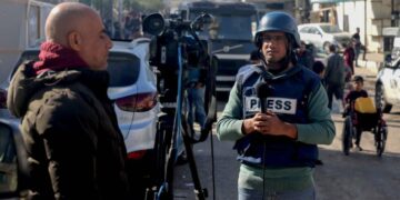 باريس تواصل جهودها لإخراج صحافيي وكالة فرانس برس من غزة