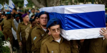 الجيش الإسرائيلي يعلن مقتل ضابط احتياط بمعارك غزة.. وحصيلة القتلى ترتفع لـ186 منذ بدء الاجتياح البري