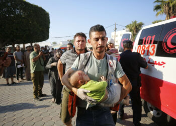 موقع فرنسي: الإعلام الأوروبي “يغطي” على الإبادة الجماعية في غزة