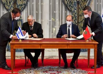 الحكومة المغربية تعلن إستعدادها لدراسة عريضة وقف التطبيع مع إسرائيل وحقوقيون يتوقعون التفاعل الإيجابي مع العريضة