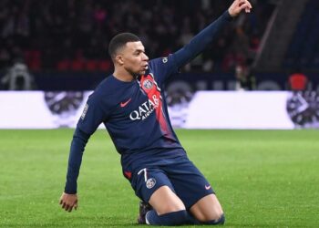 سان جيرمان يمنح مبابي فرصة أخيرة.. ويحدد الخطة البديلة