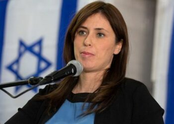 عريضة بريطانية لطرد السفيرة الإسرائيلية تكتسب زخما