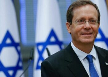 بالتوازي مع القضية التي رفعتها جنوب إفريقيا أمام المحكمة الدولية.. شكوى جنائية تستهدف الرئيس الإسرائيلي في سويسرا تتعلّق باتهامات مُرتبطة بوقوع جرائم ضدّ الإنسانية خلال الحرب في غزة