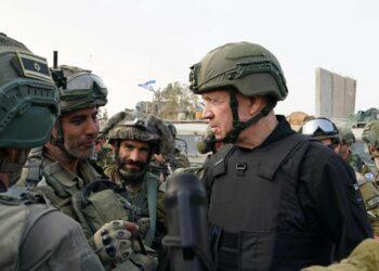 مخطط إسرائيلي لتقسيم قطاع غزة إلى مناطق تحكمها العشائر لإدارة الحياة المدنية بعد انتهاء الحرب ولا مكان للسلطة الفلسطينية