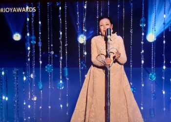 هل محتاجة الفنانة المصرية “نجاة الصغيرة ” للتكريم .. وهل ربحت أم خسرت بعد ظهورها المفاجأ في حفل جوائز Joy Awards بالرياض ؟؟؟