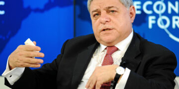 الدكتور عون الخصاونة يشارك في جلسات محكمة العدل الدولية لمناقشة دعوى جنوب افريقيا لإدانة حرب الإبادة الإسرائيلية على غزة