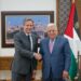 عباس لبلينكن: لن نسمح بتهجير أي فلسطيني وقطاع غزة جزء لا يتجزأ من الدولة الفلسطينية ولا يمكن القبول أو التعامل مع المخططات الإسرائيلية لفصله أو إقتطاع أي جزء منه
