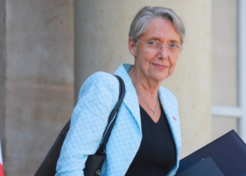 الرئاسة الفرنسية: إستقالة رئيسة الوزراء إليزابيت بورن