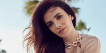 سونغول أودان نجمة مسلسل “نور” تستقبل طفلتها الأولى بعد 3 سنوات من زواجها من رجل الأعمال التركي أرمان بيشيكجي