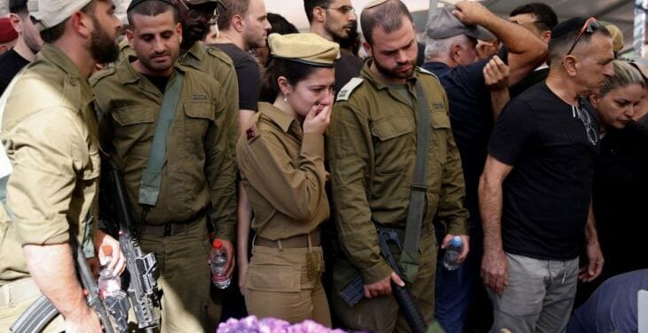 الحصيلة ترتفع لـ11 منذ الصباح.. الجيش الإسرائيلي يعلن مقتل 5 من جنوده خلال المعارك الطاحنة وسط قطاع غزة