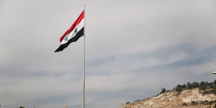 وزارة الدفاع السورية تصدر بيانا بشأن حصيلة الهجمات الأمريكية التي استهدفت شرقي البلاد: شهداء وإصابات وأضرار جسيمة وتؤكد إن الإحتلال الأميركي “لا يمكن أن يستمر”