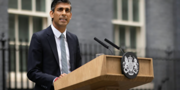 بريطانيا.. سوناك يطالب الغرب بمصادرة الأصول الروسية المجمدة