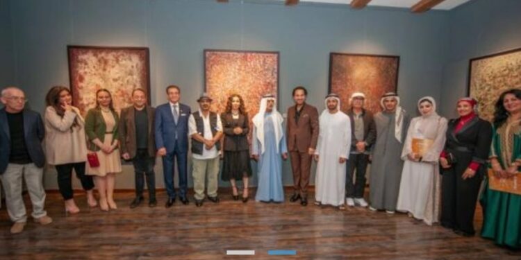 يطلق معرضه التشكيلي الفردي بغاليري الإتحاد بأبوظبي.. نصير شمة يعزف بشكل مختلف .. هذة المرة بالألوان من خلال 70 عملا تشكيليا