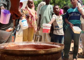 تحذير من خطر مجاعة “كارثية” في السودان