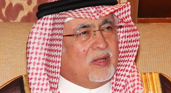 على هامش المنتدى السعودي للإعلام في نسخته الثالثة.. وزير الإعلام السعودي الأسبق الدكتور عبد العزيز خوجة يحصل على جائزة “أفضل شخصية إعلامية” للعام 2024