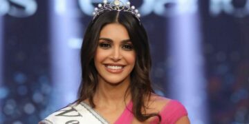 اللبنانية ياسمينا زيتون تشارك في مسابقة ملكة جمال العالم