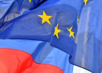 مجلة امريكية: الغرب يسعى لاستعادةالعلاقات التجارية مع روسيا استعدادا لهزيمة أوكرانيا