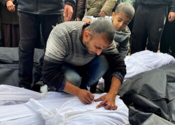 حكومة حماس: اسرائيل أعادت عشرات الجثث التي انتشلتها في الأسابيع الأخيرة في قطاع غزة بعد تأكدها أنها ليست للرهائن