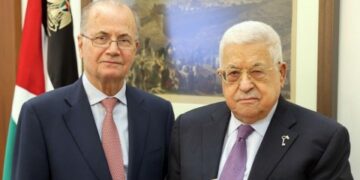 رئيس وزراء فلسطين المكلف لا يرغب بفقدان مقعده في “مؤسسة ياسر عرفات”