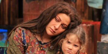 المخرجة رشا شربتجي تشيد بأداء الفنانة إمارات رزقوطليقها حسام جنيد يهنئها على دورها بمسلسل ” أولاد بديعة”