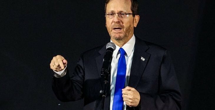 رئيس إسرائيل قد يلغي زيارة لهولندا خشية الإعتقال للاشتباه في تورطه بأعمال إبادة جماعية بقطاع غزة