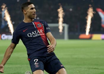 تقارير/ حكيمي لا ينوي مغادرة باريس سان جيرمان والنادي يخطط لتمديد عقده حتى 2028