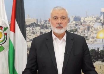 قطر تهدد بترحيل مسؤولي “حماس” إذا لم يقنعوا قيادة غزة بالموافقة على صفقة الأسرى.. صحيفة تكشف التفاصيل