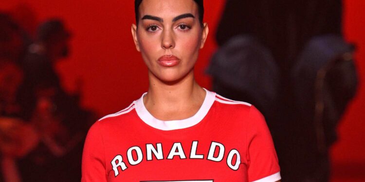 جورجينا تعلن موعد زواجها من كريستيانو رونالدو.. والخسارة من العين تعكر صفو الحفل