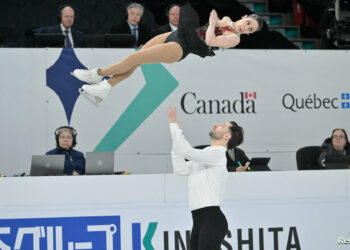 في سن الأربعين.. قصة ملحمية لأكبر متسابقة تتوج ببطولة العالم للتزلج