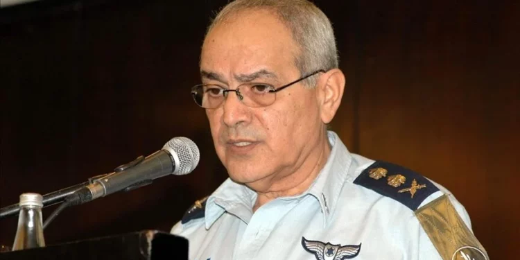 رئيس أركان إسرائيل الأسبق: نتنياهو يقودنا من سيء إلى أسوأ